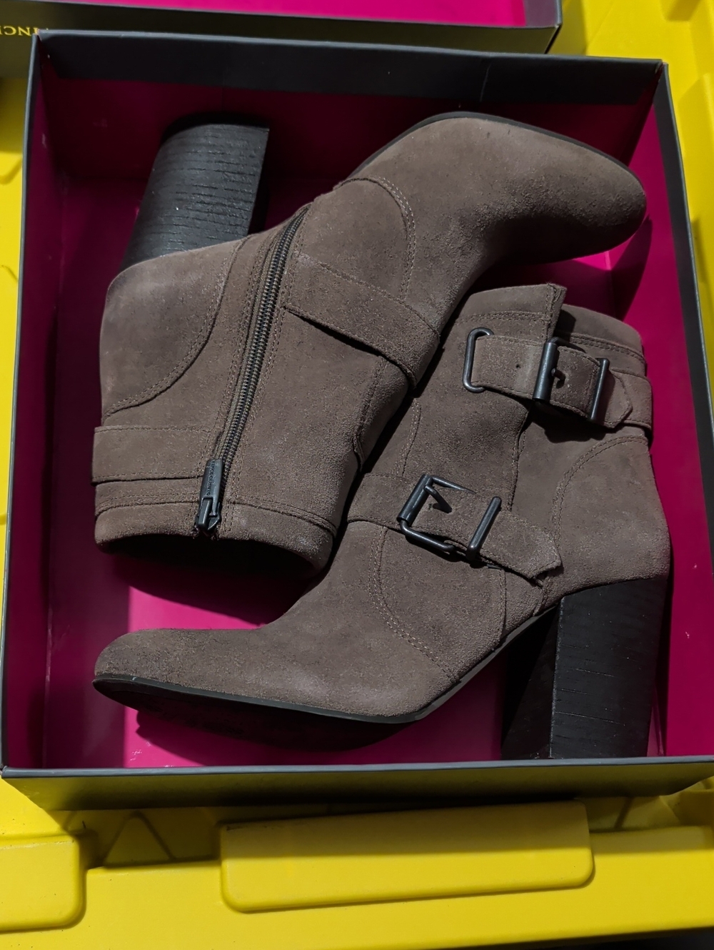 Vince Camuto Simlee Midnight Taupe Verona Double Buckle Ankle Booties Size 9.5M